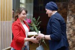 Cenu Živy v kategorii do 25 let  si odnesla Veronika Konečná (vlevo). Na snímku spolu s Markétou Pravdovou. Foto L. Svoboda, AV ČR