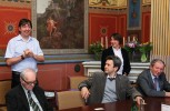 Setkání při příležitosti udělení cen časopisu Živa. V popředí Jan Jeník, místopředsedové Akademické rady AV ČR Jan Šafanda a Vladimír Mareček. Foto S. Kyselové, AV ČR