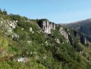 Pančavská jáma – druhově nejbohatší kar Labského dolu, protékaný Pančavským vodopádem. Foto J. Kučera