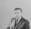Parazitolog Bohumír Rosický (1922–2002) proslul v Biologickém ústavu ČSAV výzkumem prostorové struktury a dynamiky zoonóz, tzv. přírodních ohnisek nákaz, ve zkulturněné krajině; v letech 1962–81 byl ředitelem Parazito­logického ústavu a 1986–90 poslancem České národní rady. Bohumír Rosický; MÚA, A AV ČR, fond Fotosbírka Archivu AV ČR, Portréty akademiků; foto: Miroslav Hák