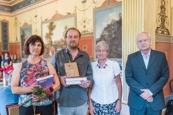 Zleva: Hana Šimková, Roman Hobza (oba Zvláštní ocenění), Helena Illnerová  a Pavel Kovář. Foto P. Jáchimová, AV ČR  