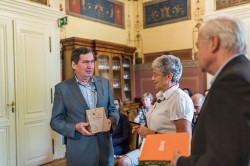 Petr Ráb (Cena Antonína Friče), Helena Illnerová a Pavel Kovář. Foto P. Jáchimová, AV ČR