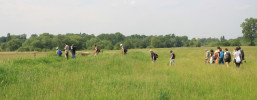 Ptačí park Josefovské louky, který s pomocí dobrovolníků a dárců buduje Česká společnost ornitologická u Jaroměře ve východních Čechách, nabízí i vycházky pro školní kolektivy s průvodcem. Foto B. Michálek